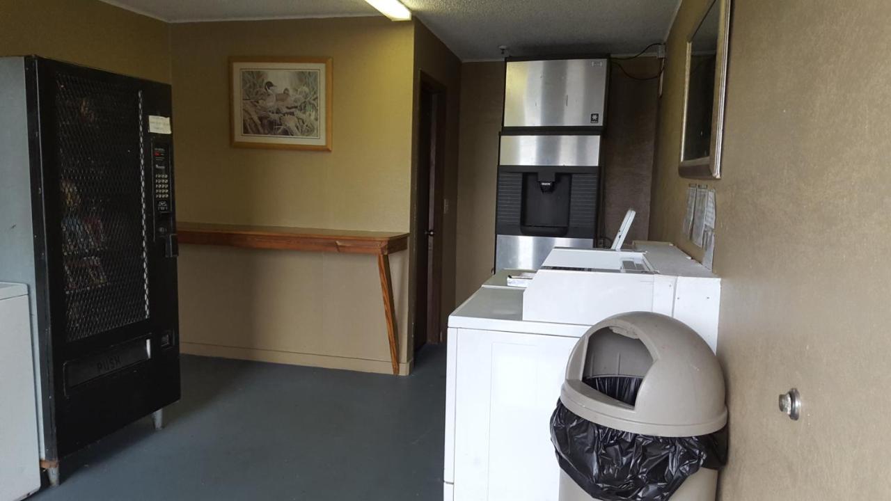 Scottish Inn ノックスビル エクステリア 写真