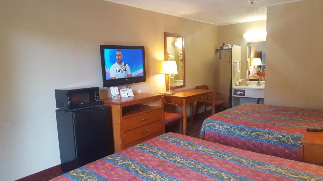 Scottish Inn ノックスビル エクステリア 写真