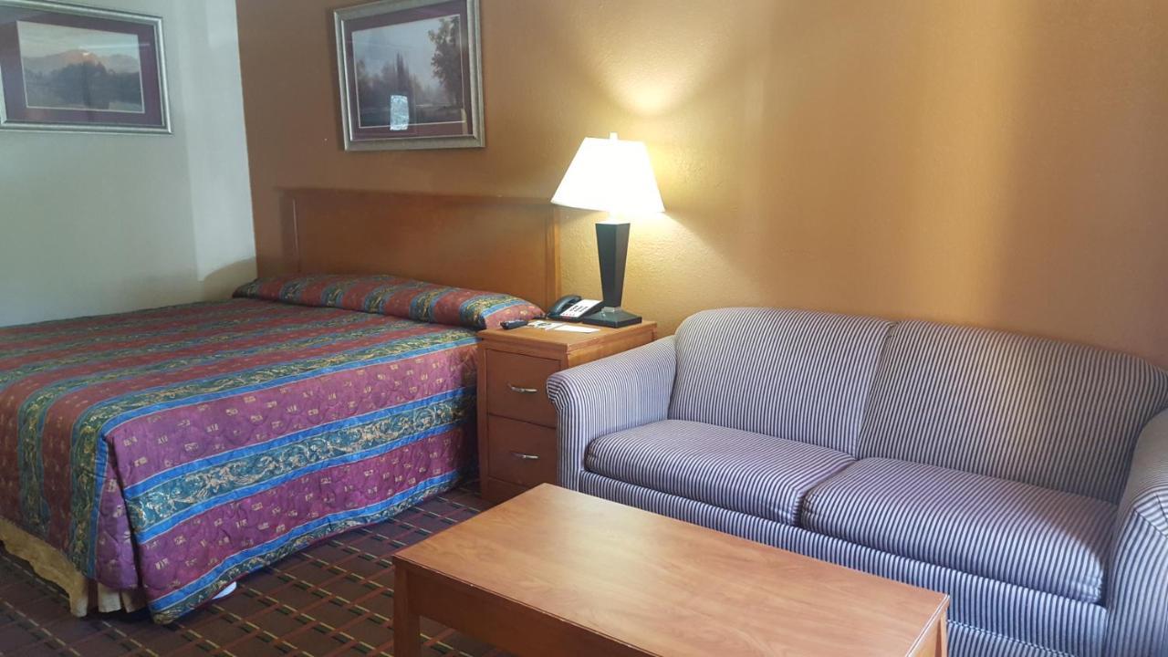 Scottish Inn ノックスビル エクステリア 写真